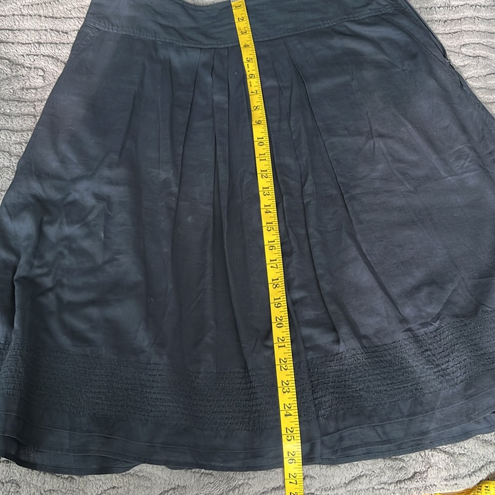 Banana Republic Skirt - Picture 7 of 9